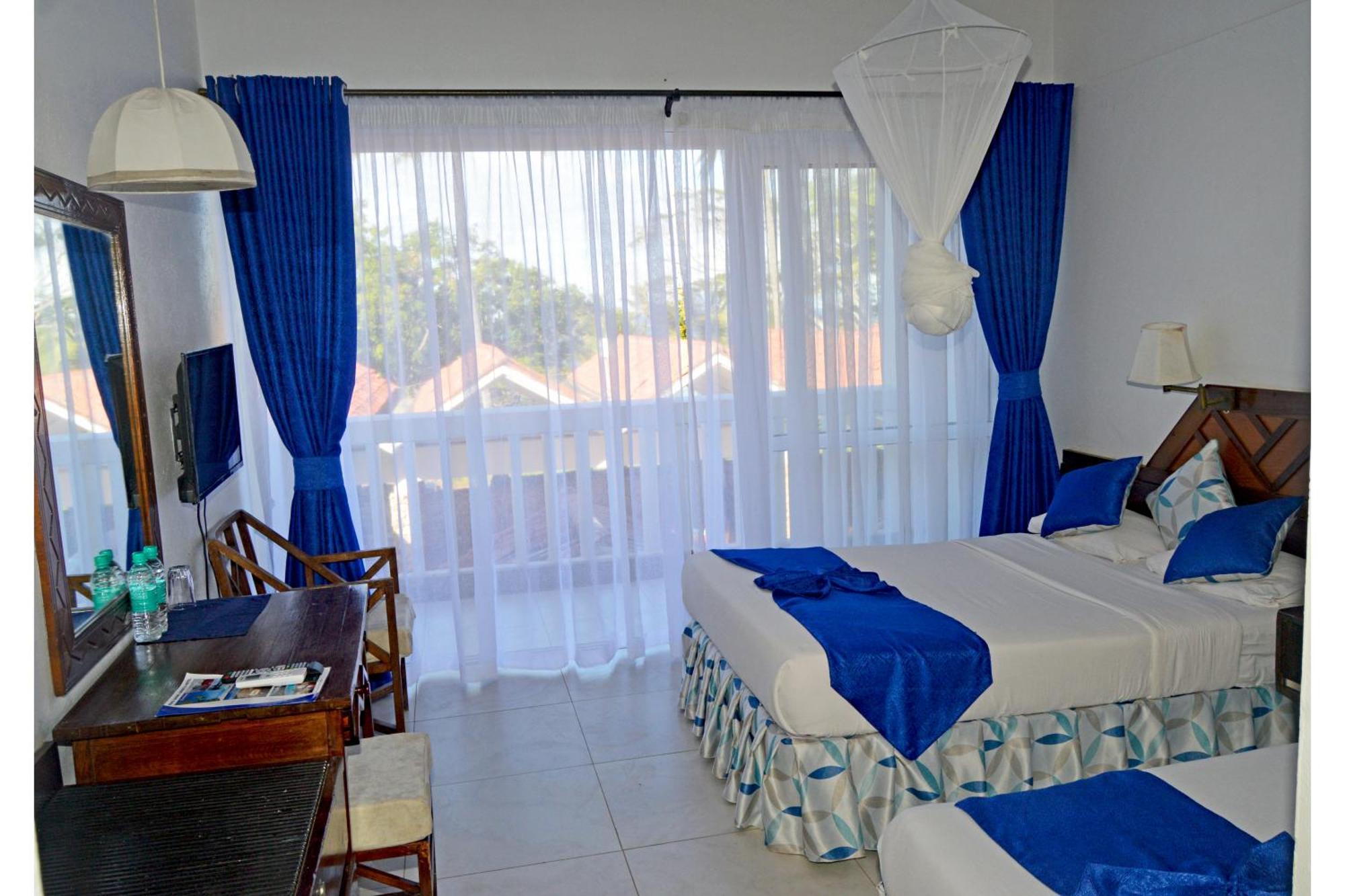 Mombasa Beach Hotel Экстерьер фото