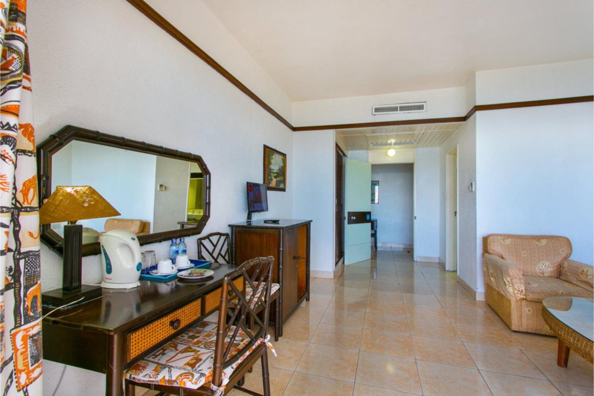 Mombasa Beach Hotel Экстерьер фото