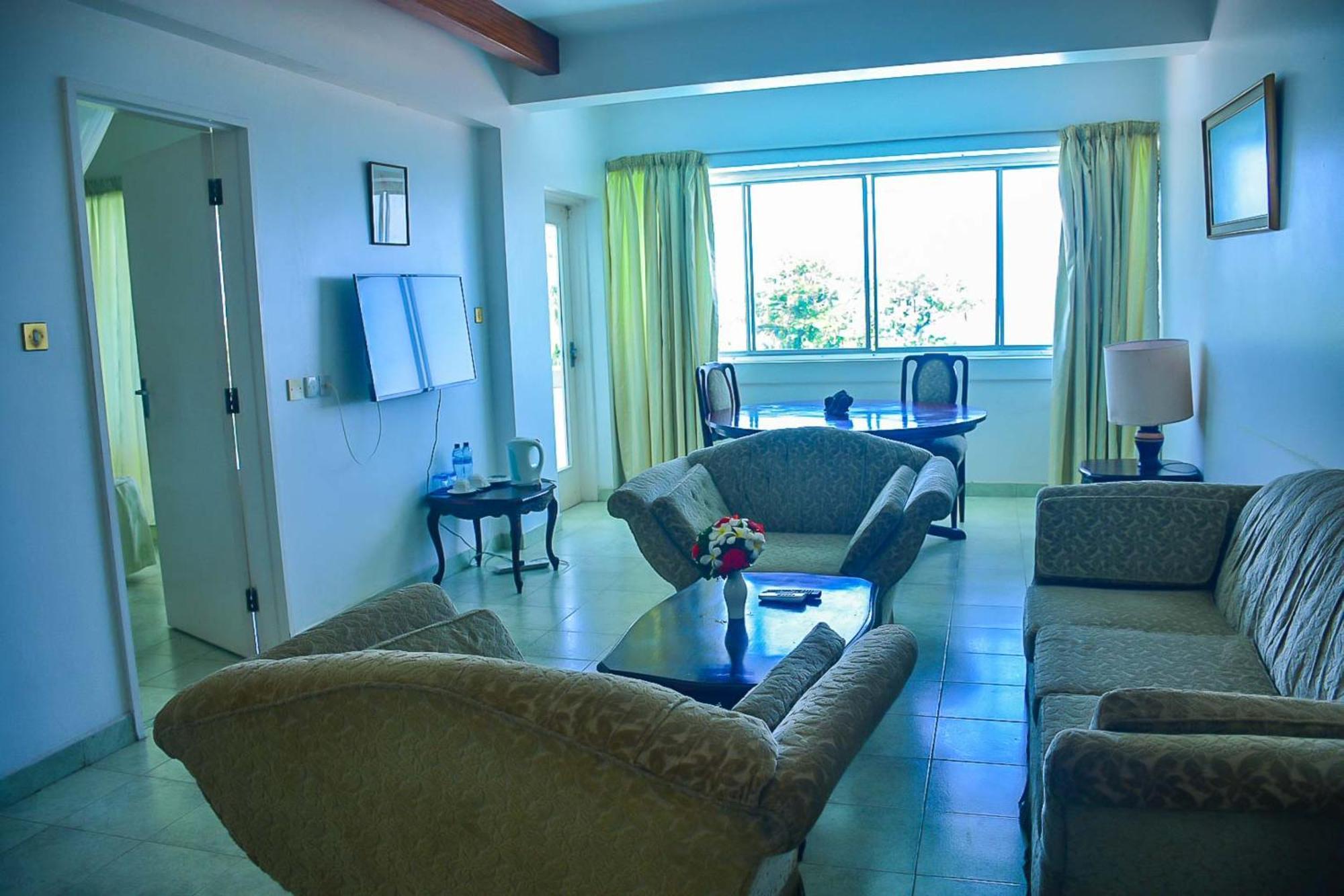 Mombasa Beach Hotel Экстерьер фото